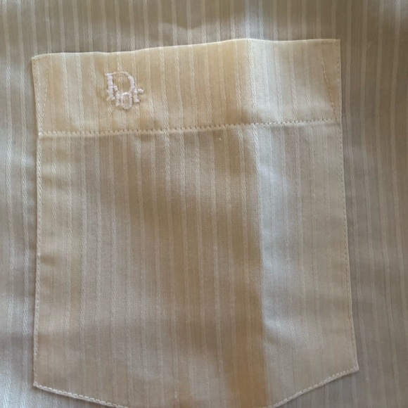 Vintage Christian Dior Chemises
Mens Shirt Yellow Size 17 Short Sleeve - Picture 8 of 8